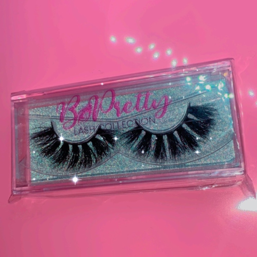Chanel Lashes